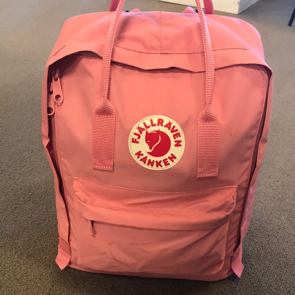 Pink Authentic Fjallraven Kanken